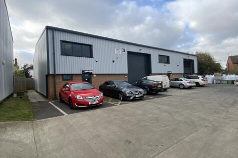 Warehouse to rent in new edlington