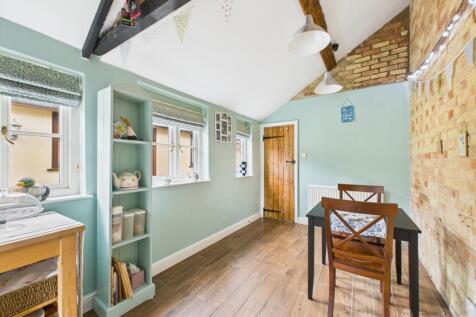 Kitchen Diner- Mark Stephens EweMove Newmarket and