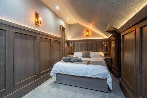 6 bed, 4 bath End of Terrace in Glasgow - Photo 25