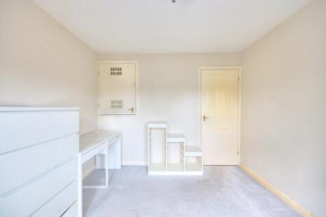 Bedroom 1b