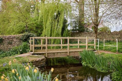 Bridge across Shillbrook outside boundary
