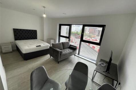 Available : 16/09/2026 Council Tax Band : B Holding Fee : £207.69 Deposit : £1,038.46 No Deposit Scheme Available Qube Residential are delighted to bring to market this modern studio in Northill Apart