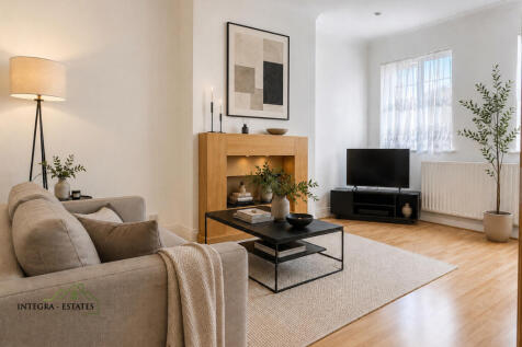Thorpe Close staged image Sydenham SE6