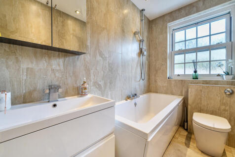 1361349-11-68e52d...