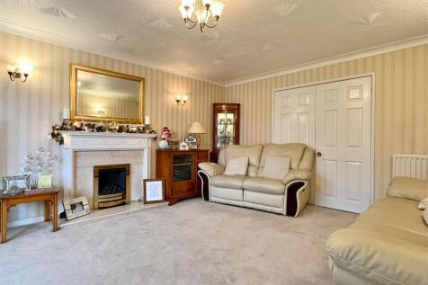 Lounge A.jpg