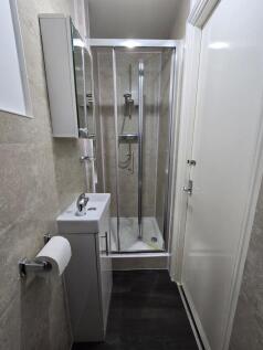 En-Suite 2
