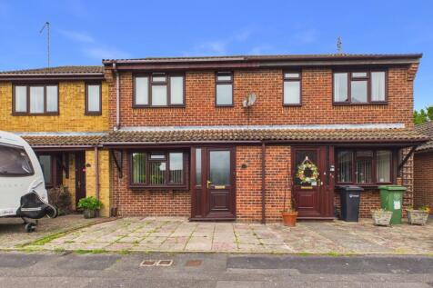 3 Bedroom Terraced in PO3 5QW