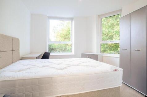 queens-road-east-ng9-2ld-1056779