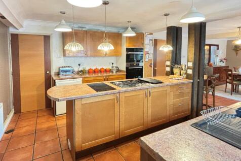Kitchen/lounge8