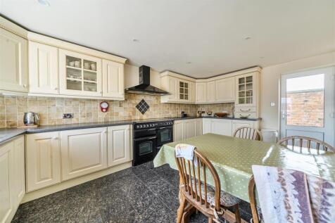 Kitchen.jpg