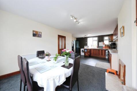 Dining Room/Kitchen
