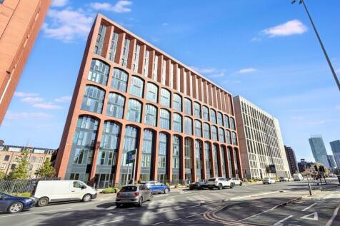 **For Sale By Public Auction 12th August 2026 10:00 AM To inspect the legal documents for this property go to our website to download the legal pack** A Vacant First Floor Two Bedroom Flat Leasehold.