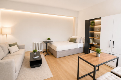 Bright, spacious well presented studio apartment in the heart of St John's Wood. Close to local shopping amenities and various transport facilities. RENT INCLUSIVE OF HOT WATER AND CENTRAL HEATING BIL