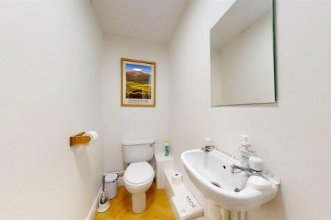CLOAKROOM/WC
