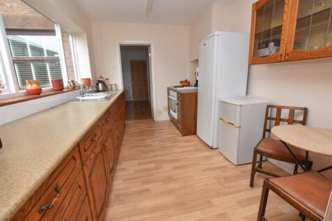 72 Eastham Mews (5).jpg