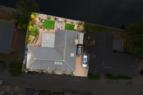 EweMove - Spalding - River Bank - Plot Picture Riv