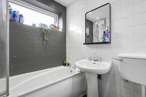 Bathroom 1_1.jpeg