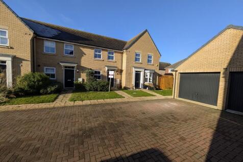 PXL_20251205_1036...