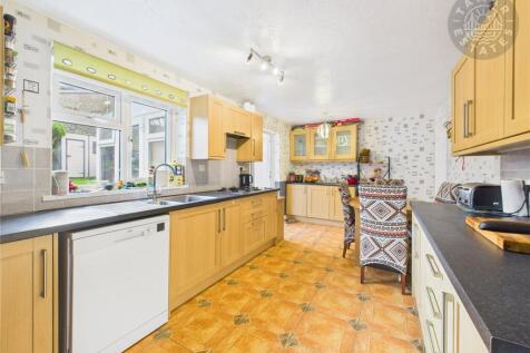 Kitchen/Breakfast Rm