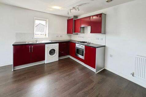 Cardwells Letting Agents Bury offer to the market this very well presented two bed top floor apartment on Old Market Street in Blackley. Situated close to the motorway network and Crumpsall Hospital t