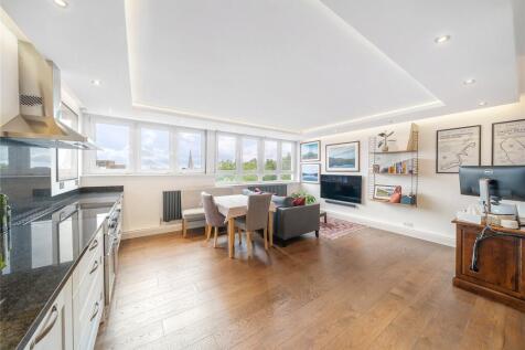 Reception/Kitchen