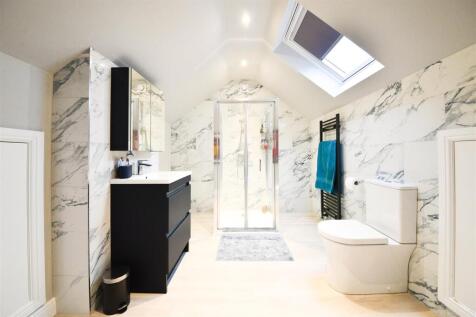 Loft En-Suite