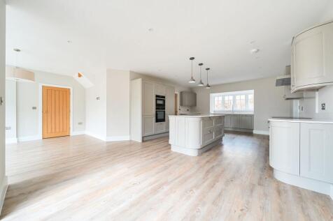 Kitchen / Breakfast Room