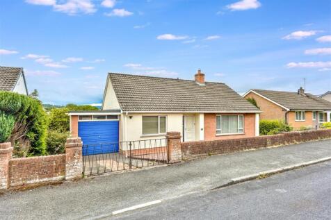 21 Netherend Rd BS_5.jpg