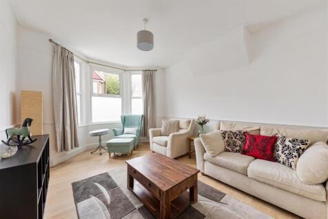 Pearl Road, E17