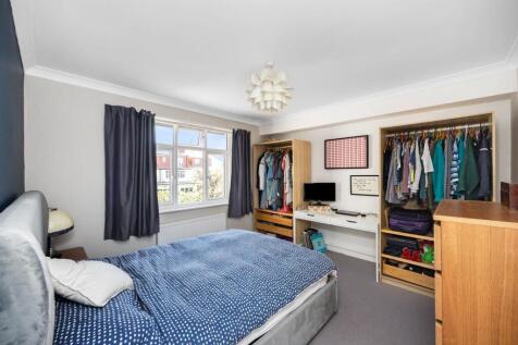 Brittany Road 19 BEDROOM OPEN WARDROBES.jpeg