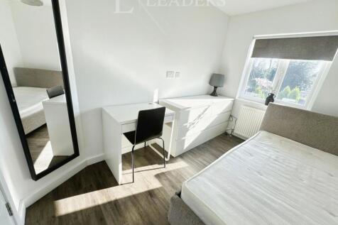 bedroom 3.1