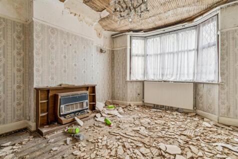 Sutton Court Road, W4 - FOR SALE