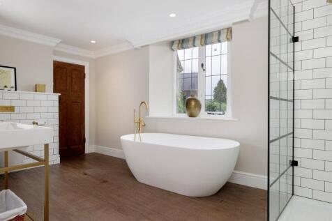 Jack & Jill Bathroom