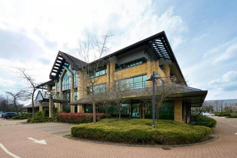 Exterior Park Doosan House_NSP8140 Low Res sRGB.jpg