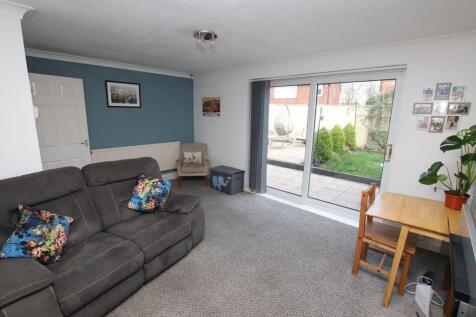 Lounge photo 2