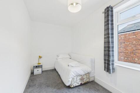 CAM01835G0-PR0294...