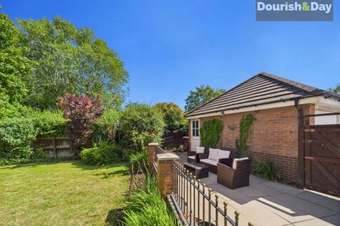 Rear Garden / Garage