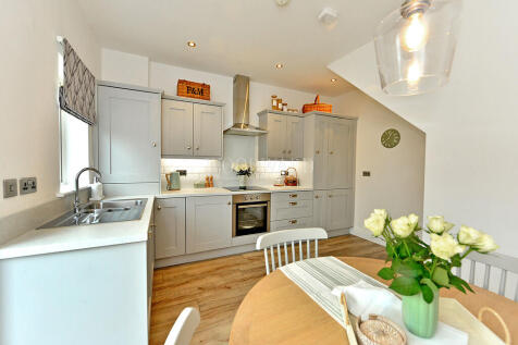 Kitchen/Dining Ro...