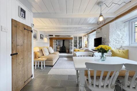 Open plan Kitchen/Diner/Lounge