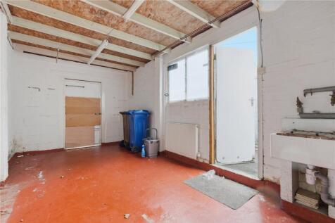 Workshop Garage