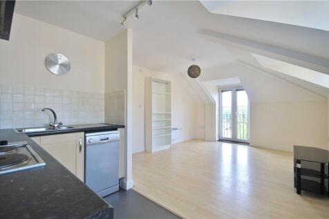 Reception/Kitchen