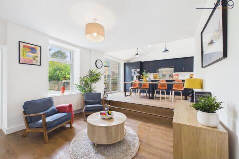 Open Plan Living with bi-fold doors