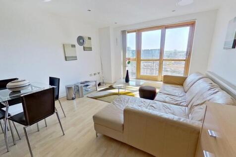 2 Bedroom Flat in LS10 1HQ