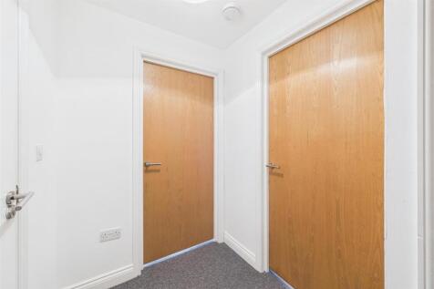 84 - 86 Stapleton Rd St Jude's, Bristol BS5 0PW |