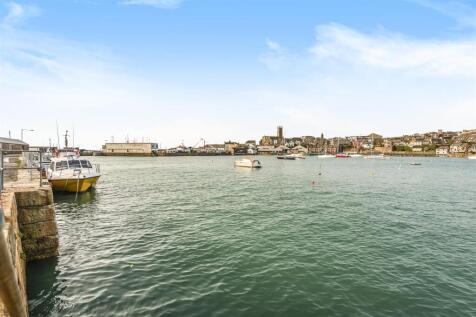 Penzance Harbour.jpg