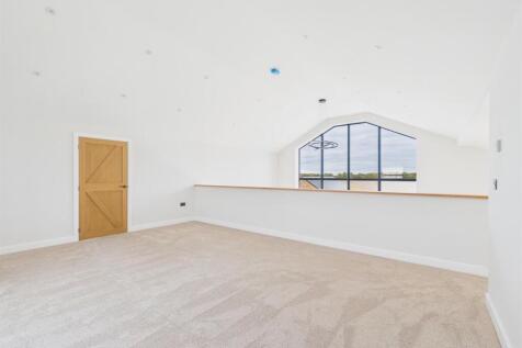 Thorpes Barn Photos (21).jpg