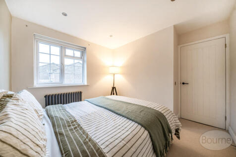 7a51767a-51b8-40a...