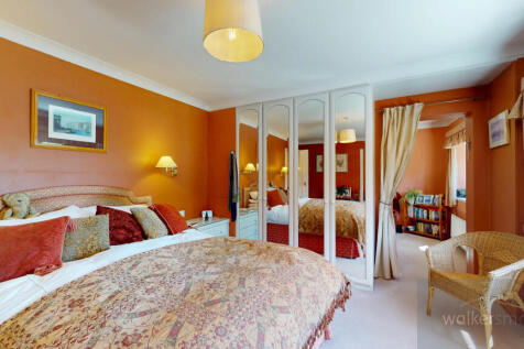 15-Breary-Lane-East-05212025_201359