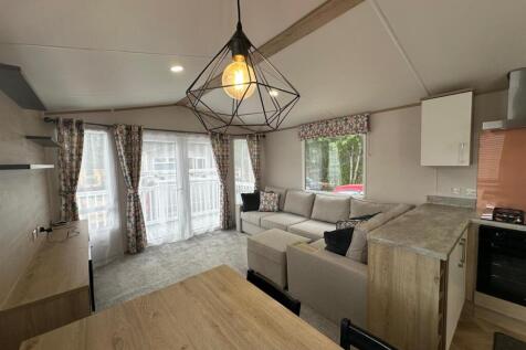 Open Plan Living/Kitchen