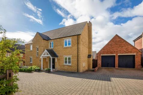 12 Averis Way 2618-2.jpg